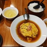 個室中華 頤和園 溜池山王店 - ズワイ蟹入りカニ玉(1300円)