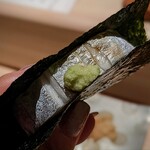 千葉たかおか - 竹岡の太刀魚の棒鮨。これは前回。ご一緒したお鮨屋さんが、この太刀魚の新鮮な質に驚いていらっしゃいました。脂も乗っていますが、コリッとした身質も失われていません。