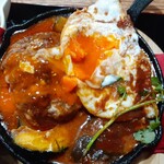 ナカガワ☆スエ食堂 - 半熟卵の黄身を絡めて！