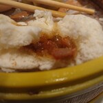 中国料理 海松 - ご覧の様に餡が主役ではなく 皮を美味しく食べさせる為と分かります