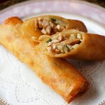 Chinese spring rolls (2 pieces)