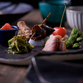Enjoy our carefully selected courses using organic vegetables and A4 Japanese black beef