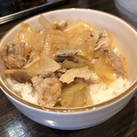 なまら - 本日の小丼(生姜焼き丼)