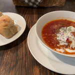 コ．トゥ．タモ．ペヴァ - ボルシチとエビときのこの壷焼きセット 1000円