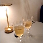 ビストロ アモルフ - スパークリングワインとノンアルコールぶどうジュース