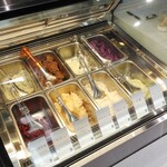 GERATO AND CAFE PEAK3 - 