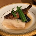 Ginza Rokusantei - 煮物