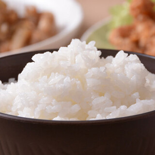 Enjoy our carefully selected rice that we do everything in-house, from cultivation to polishing.