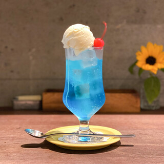 洋食とカフェ きいろのスプーン_1