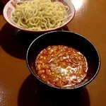 なおじ三番弟子やすじ - ２０１３/０９/０２　辛つけ麺 ライスなし￥８００