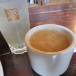 Donkihoo Tei Donkyuu - 味噌汁、プラス100円でレモンジュース