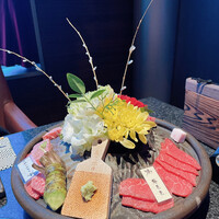 個室 和牛焼肉 吟 難波店 - 