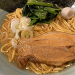 喜濱家 - 醤油ラーメン大盛(1.5玉)