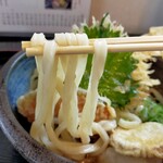 Honkaku Teuchi Udon Tomosaku - 