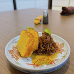 Kazeno Joukei - お通し
                      牛肉のしぐれ煮と玉子焼き