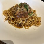 RIGOLETTO WINE AND BAR - 平日限定パスタランチ（パスタ、サラダ、ドリンク）１４３０円のイベリコ豚のボロネーゼ