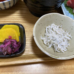 Irori Chaya Hanareya Suisui - しらすと香の物