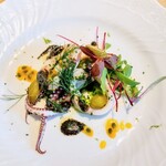 La Brianza - スルメイカサラダ仕立て肝のソースパッションフルーツコルニッション。とてもオシャレな盛り付け素晴らしかったです(^^)