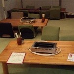 焼肉 韓亭 - ２階のお座敷席～♪全部で２８席ほど…(・。・;