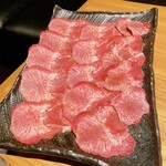 Sumibiyakiniku Marujuu - 