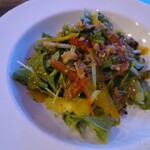 Dining Bar ONE - サラダ美味しいです