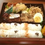 笹 - お弁当((*´д`*))
            イカのフライがいい感じ★