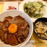 ロイヤルホスト - 焼肉丼