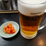 味の名門 - 生ビールとカクテキ