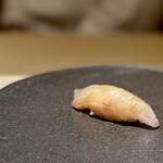 くるますし - なんとかハタ。 なんかコミカルな名前のハタ。 ハタ科はみんな噛みごたえがありますが、旨味も抜群。