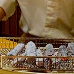 くるますし - これを炭で炙って、ミソをのせて再び炙ります。 続く・・