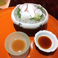 かねき - お造り（あこう（あずきはた）の湯引き、ヤリイカ）