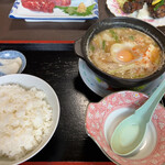 まんぷく - ホルモン鍋定食