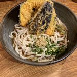 うどん処 硯家 - ぶっかけうどん　温