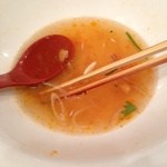 ラーメン凪　炎のつけめん - 麺側には昆布出汁が入っており、そのまま割スープに