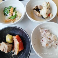 ブッフェアンドカフェ スロープサイドダイナー ザクロ - 