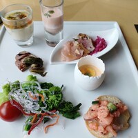 ブッフェアンドカフェ スロープサイドダイナー ザクロ - 