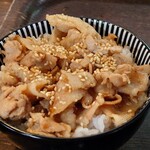Menya Hachidai - 豚丼醤油小アップネギ抜き