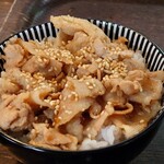 麺屋八代 - 豚丼醤油小アップネギ抜き