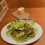Taverna GUSTAVINO - ☆7サラダとパン