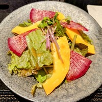 焼肉 喰心 - 葉野菜サラダ