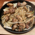 でんでん - 淡路赤鶏もものあぶり焼き（混ぜ合わせ後）