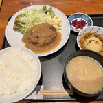 Honoji - ハンバーグ定食（和風）