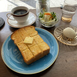 珈琲 ロマン - 昔ながらのモーニングセットA