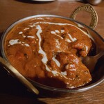 マンディール - ★8.5バターチキンカレー「タンドリーチキンとバターたっぷりの濃厚なカレー」