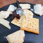 朝めし酒場 ナニコレ食堂 - 