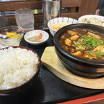 宏艶飯店 - 