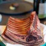 プレゼンテ スギ - 2023.7 4週間ドライエイジングした豪州産仔羊