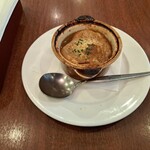 ロイヤルホスト 道玄坂店 - オニオングラタンスープです。