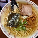 三平ラーメン - しおラーメン 750円(税込)。