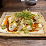 かみふうせん - たっぷり薬味のよだれ豆腐